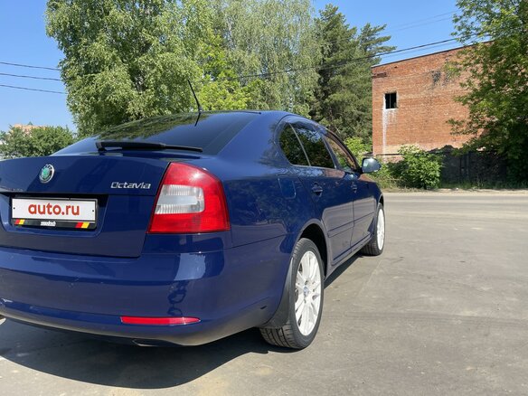 2012 Skoda Octavia II (A5) Рестайлинг, синий, 800000 рублей - вид 5