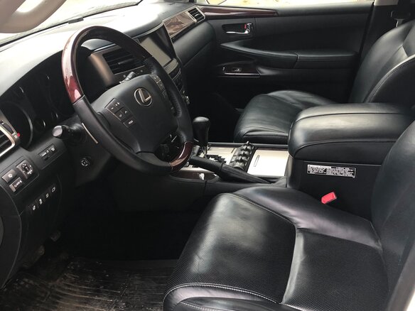2012 Lexus LX 570 III Рестайлинг, белый, 4950000 рублей - вид 6