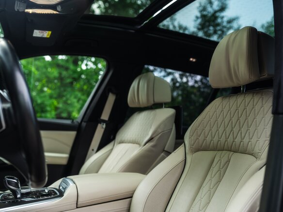 2019 BMW X7 30d I (G07), серый, 6999999 рублей - вид 11