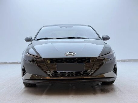 Hyundai Elantra VII (CN7)