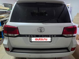 2014 Toyota Land Cruiser 200 Series Рестайлинг 1, белый, 3550000 рублей, вид 3