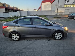 2015 Hyundai Solaris I Рестайлинг, серый, 925000 рублей, вид 3