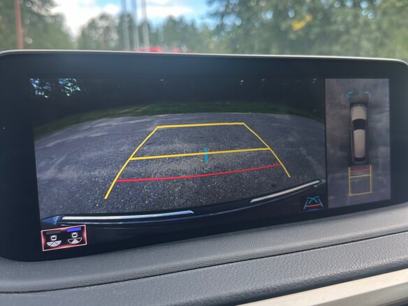 2022 Lexus RX 450h IV Рестайлинг, серебристый, 4300000 рублей - вид 9