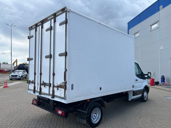 2018 Ford Transit, белый, 1750000 рублей - вид 2