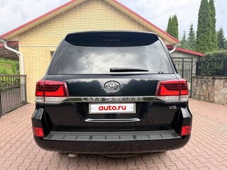 2018 Toyota Land Cruiser 200 Series Рестайлинг 2, чёрный, 7150000 рублей, вид 4