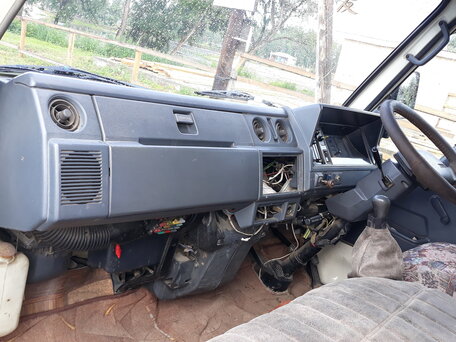 1992 Toyota Dyna, белый, 650000 рублей, вид 5