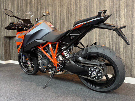 2020 KTM 1290 Super Duke GT, оранжевый, 1230000 рублей, вид 5