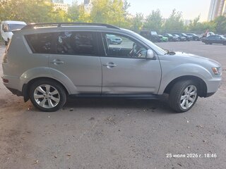 2011 Mitsubishi Outlander II Рестайлинг, серебристый, 1150000 рублей, вид 5