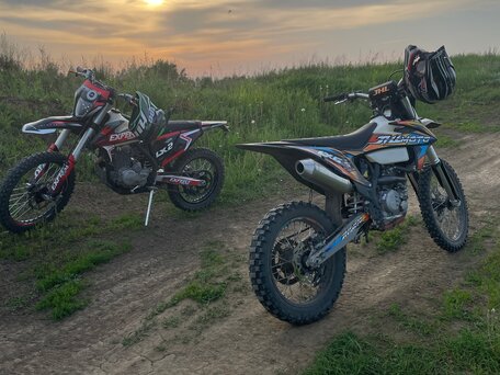 2024 JHL ELX300, красный, 227090 рублей, вид 3
