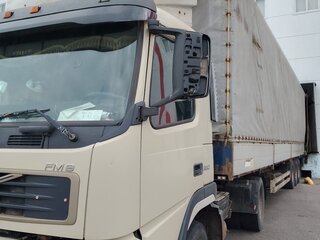 2005 Volvo FM, бежевый, 1750000 рублей, вид 1