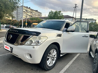 2011 Nissan Patrol VI (Y62), белый, 1580000 рублей, вид 1