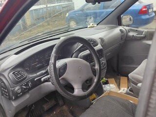 1998 Dodge Caravan Grand III, пурпурный, 160000 рублей, вид 5