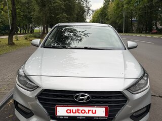 2017 Hyundai Solaris II, серебристый, 1320000 рублей, вид 1