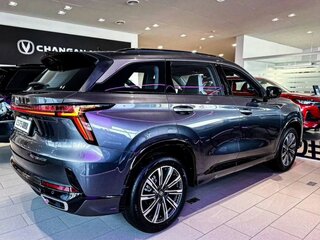 2024 Changan CS75 Plus III, серый, 3669900 рублей, вид 4