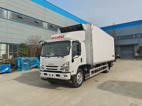 2026 Isuzu Elf (N-series), белый, 8500000 рублей, вид 1