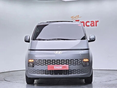 Hyundai Staria I