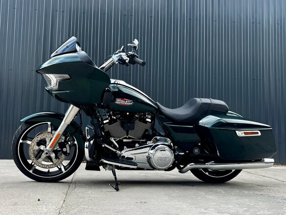 2024 Harley-Davidson Road Glide, зелёный, 3750000 рублей - вид 6