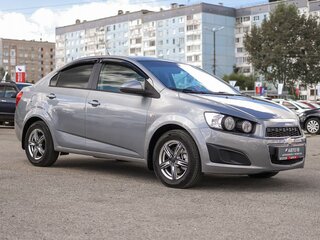 2014 Chevrolet Aveo II, серый, 899000 рублей, вид 4