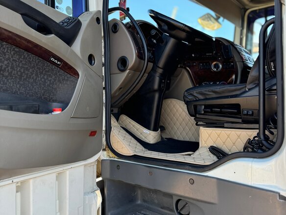 2008 DAF XF 105, белый, 4100000 рублей - вид 6