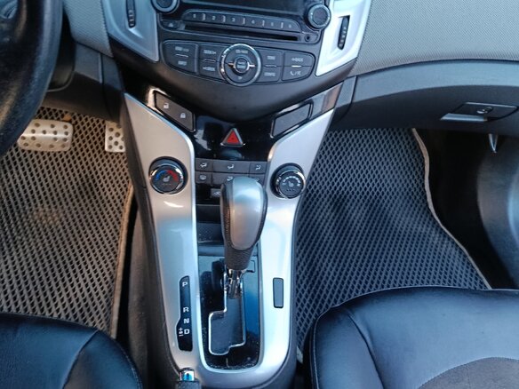2013 Chevrolet Cruze I Рестайлинг, белый, 615000 рублей - вид 7