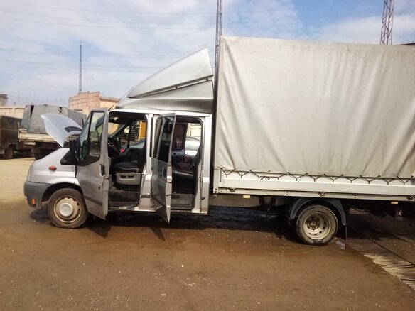 2010 Ford Transit, серебристый, 1900000 рублей - вид 7