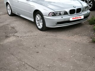 2000 BMW 5 серии 525d IV (E39) Рестайлинг, серебристый, 750000 рублей, вид 2