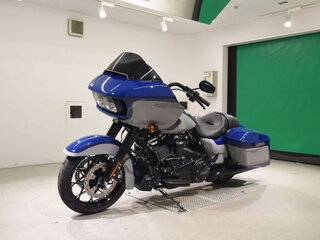 2023 Harley-Davidson Road Glide, серебристый, 2900000 рублей, вид 4