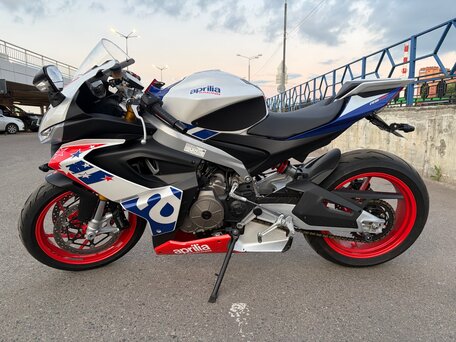 2022 Aprilia RS 660, белый, 900000 рублей, вид 4