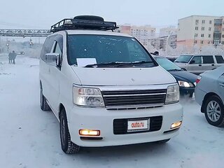 2002 Nissan Elgrand I (E50), белый, 900000 рублей, вид 4