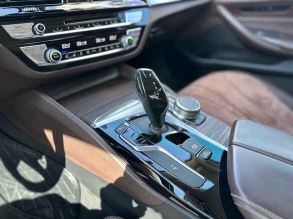 2019 BMW 5 серии 520d VII (G30/G31/G38), белый, 2200000 рублей - вид 20