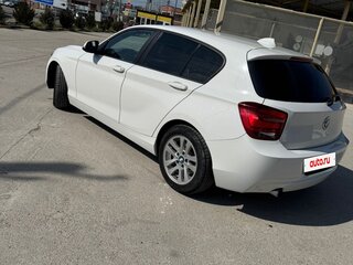 2012 BMW 1 серии 116i II (F20/F21), белый, 1500000 рублей, вид 4