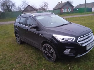 2018 Ford Kuga II Рестайлинг, чёрный, 1600000 рублей, вид 2