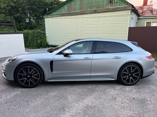 2018 Porsche Panamera 4S Sport Turismo II, серебристый, 6800000 рублей, вид 3