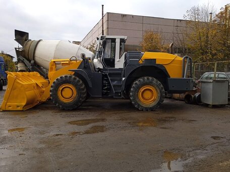 2002 Liebherr L 566, жёлтый, 4000000 рублей, вид 3