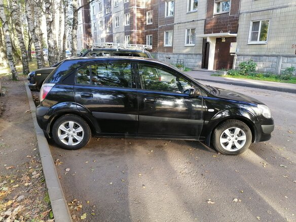 2009 Kia Rio II, чёрный - вид 2