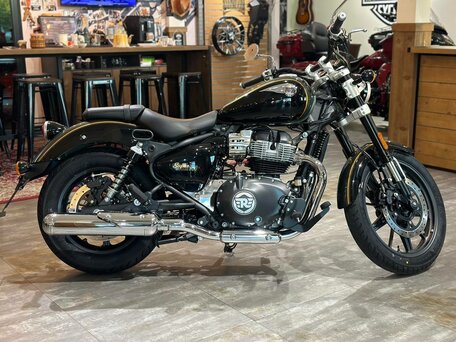2026 Royal Enfield Super Meteor, зелёный, 773000 рублей, вид 3