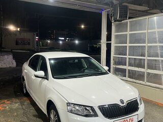 2013 Skoda Octavia III (A7), белый, 890000 рублей, вид 3