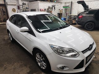 2013 Ford Focus III, белый, 850000 рублей, вид 3