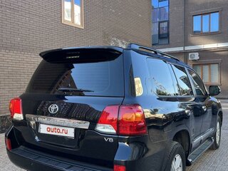 2013 Toyota Land Cruiser 200 Series Рестайлинг 1, чёрный, 4200000 рублей, вид 2