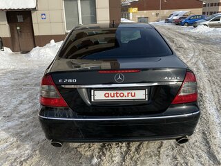 2008 Mercedes-Benz E-Класс 280 III (W211, S211) Рестайлинг, чёрный, 1250000 рублей, вид 4