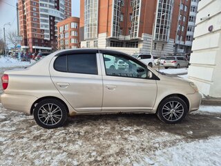 2003 Toyota Platz, серый, 390000 рублей, вид 3