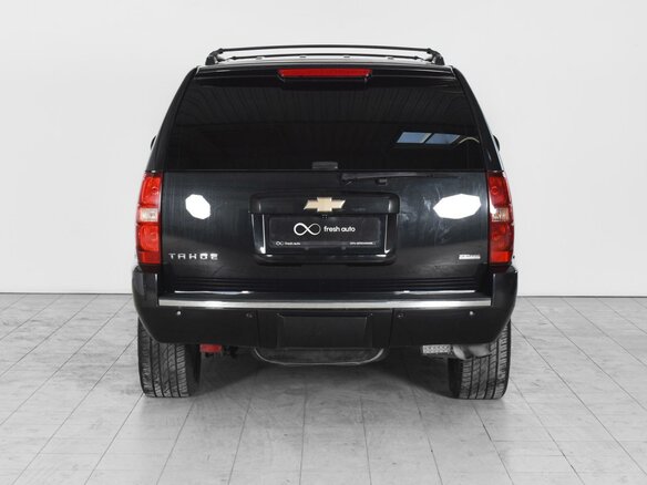 2012 Chevrolet Tahoe 6AT III, чёрный - вид 3
