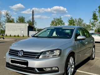 2013 Volkswagen Passat B7, серебристый, 1460000 рублей, вид 1