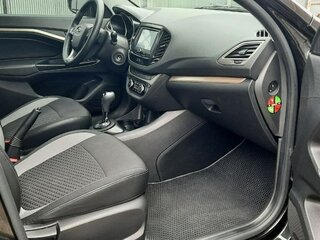 2017 Lada (ВАЗ) Vesta I, чёрный, 900000 рублей, вид 4
