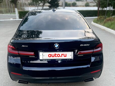 2021 BMW 5 серии 540i xDrive VII (G30/G31/G38) Рестайлинг, чёрный, 5700000 рублей, вид 5