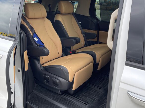 2022 Kia Carnival IV, белый, 4200000 рублей - вид 17