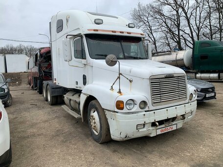 1999 Freightliner Century Class, белый, 1600000 рублей, вид 1