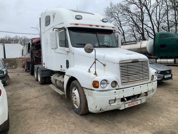 1999 Freightliner Century Class, белый, 1600000 рублей