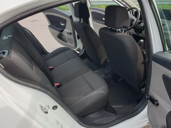 2013 Renault Fluence I, белый, 550000 рублей - вид 7
