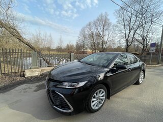2021 Toyota Camry VIII (XV70) Рестайлинг, чёрный, 3200000 рублей, вид 1